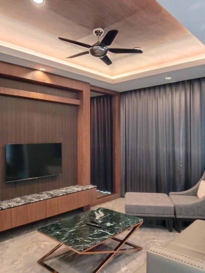 2 Bed Luxury Pool Villa Sleeps 6 Phuket Exteriör bild